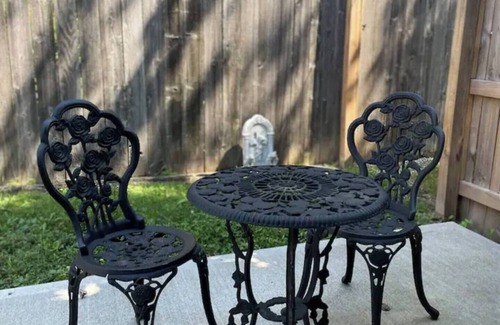 North Upper Street House | Witches Cottage - Downtown LEX