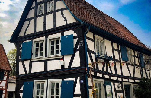 Dreieich House | Witches' house in the old town of Dreieichenhain - connection to the Ffm and the airport