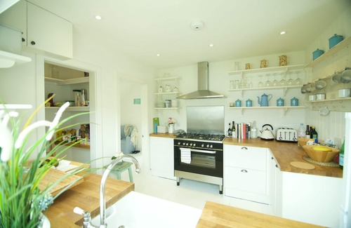 East Wittering House | Wittering Beautiful Beach House Polkerris