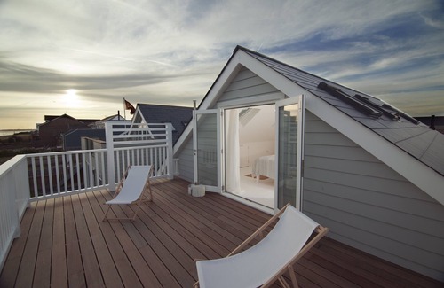 East Wittering House | Wittering Beautiful Beach House Polkerris