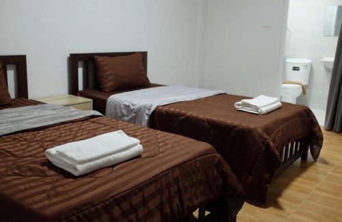 Racha Thewa Hotel | WJ Residence at Suvarnaphumi