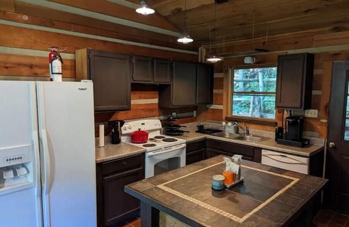 Sylva Cabin | WNC Cabin: Perfect family basecamp or getaway!nn