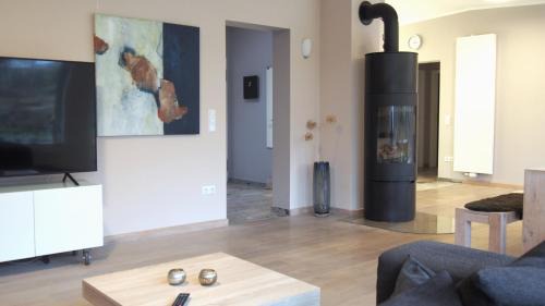 Untermberg Apartment | Wohnung mit Sauna, Garten & Schwimmteich