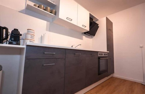 Kernstadt Apartment | Wohnung mit Tiefgarage u. Balkon