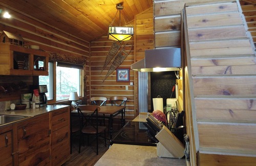 Ridgeway Cabin | Wolf Cabin; Nestled in nature/Near the Kenai River