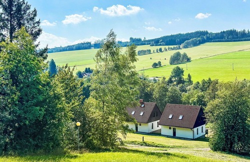 Starkov House | Wonderful private villa for 8 guests with WIFI, pool, TV, patio, pets allowed and panoramic view