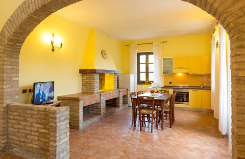 Rosignano Marittimo Apartment | Wonderful 94 sqm apartment with pool in the country side,only 3km from the beach