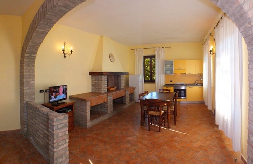 Rosignano Marittimo Apartment | Wonderful 94 sqm apartment with pool in the country side,only 3km from the beach