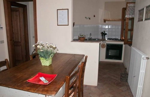Pomaia Apartment | wonderful accommodations in an absolutely quiet location and with a huge garden