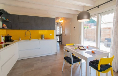 Vicenza Apartment | Wonderful house on two levels with gardenIn 130 sqm of space it accommodates 4 people with 2 bedrooms2 uncovered parking spaces for the exclusive use of guestsPrivate entrance.The area is known for its proximity to one of the most beautiful Palladian vil