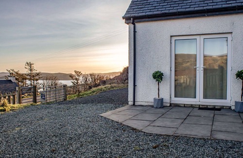 Bornesketaig House | Wonderful private villa for 6 guests with TV