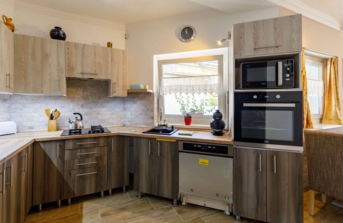 Balatonlelle House | Wonderful private villa for 5 people with WIFI, TV and terrace