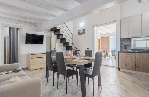 Realmonte Villa | Wonderful private villa for 6 guests with WIFI, A/C, TV, terrace, pets allowed and panoramic view