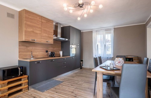 Cherasco House | Wonderful private villa for 6 guests with private pool, WIFI, A/C, TV and terrace