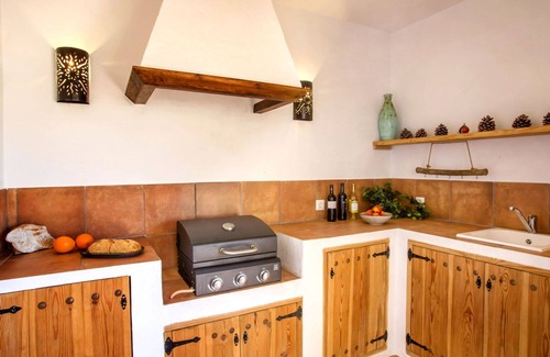 Media Luna Villa | Wonderful private villa for 8 guests with WIFI, private pool, A/C, TV and patio