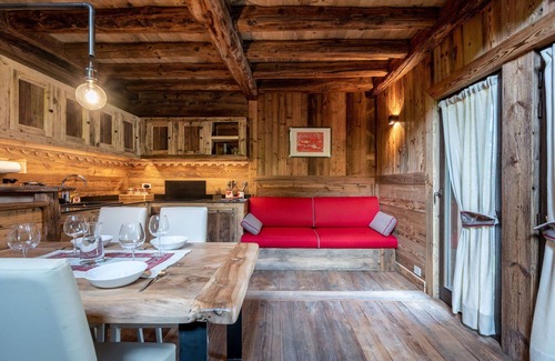 Introd House | Wonderful private villa for 5 guests with WIFI and TV