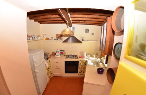 Cascine-La Croce Villa | Wonderful private villa with WIFI, A/C, private pool, veranda and pets allowed, close to Lucca