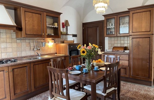 Torrazza House | Wonderful villa for 5 people with WIFI, terrace, pets allowed and panoramic view