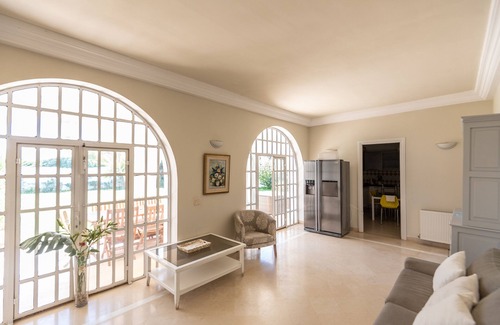 Hammamet Interieure Villa | Wonderful villa with pool next to the beach