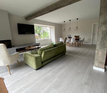 Tabagon House | Wonderfull house in O Rosal with optical fiber, Casa Tabagon