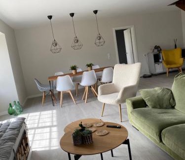 Tabagon House | Wonderfull house in O Rosal with optical fiber, Casa Tabagon