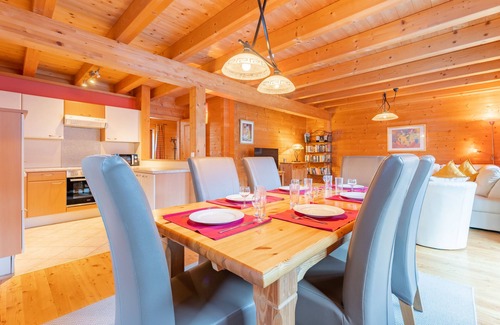 Niederau Ski Chalet | Wooden chalet with shared saunas