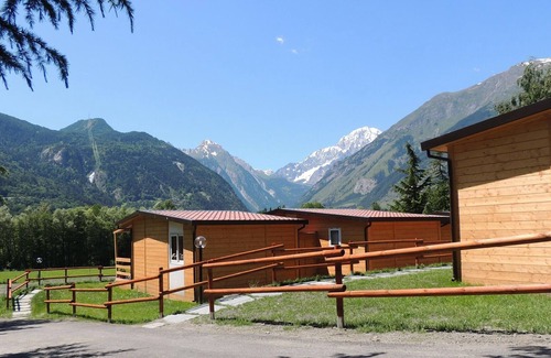 Morgex Ski Chalet | Wooden chalet in La Salle with shared pool