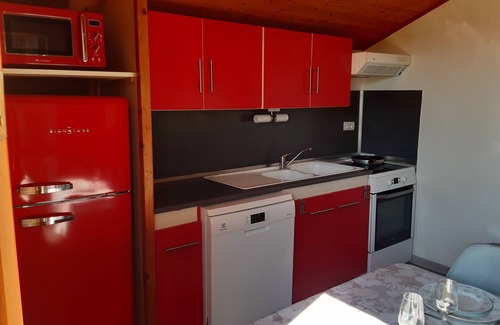 Fort-du-Plasne Ski Chalet | Wooden cottage in the countryside