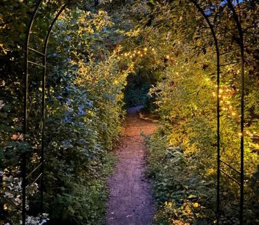 Keskinen District Apartment | Wooden house in Käpylä