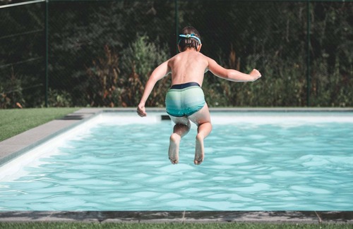 Olloy-sur-Viroin Ski Chalet | Woodland Chalet in the Ardennes