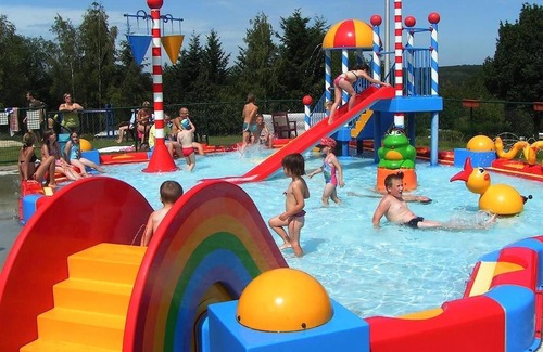 Olloy-sur-Viroin Ski Chalet | Woodland Chalet in the Ardennes