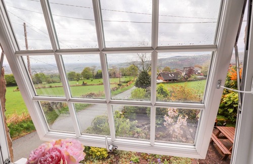Acrefair Cottage | Woodland Cottage