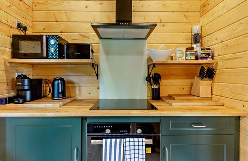 Orston House | Woodlands Lavender Lake House