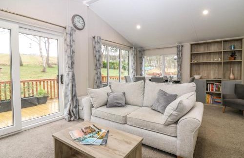 Dunbar House | Woodpecker Lodge