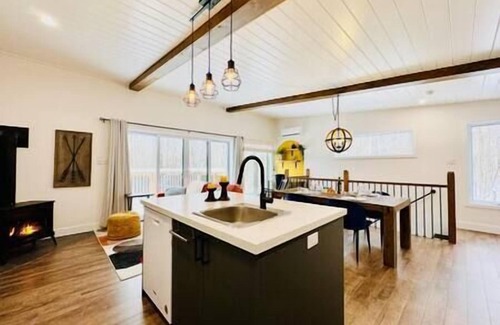 Orford House | Woodpecker, Spa,Foyer,Bike,Ski!