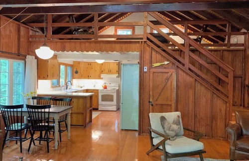 Layton Cabin | Woodside Cabin in Delaware Water Gap