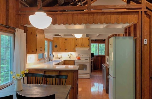 Layton Cabin | Woodside Cabin in Delaware Water Gap