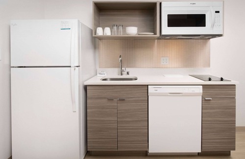 Redmond Hotel | WoodSpring Suites Seattle Redmond