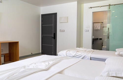 Felidhu Atoll House | WOW INN Keyodhoo - Family room