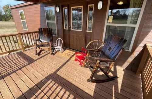 Mount Vernon Cabin | Wrangler Ranch