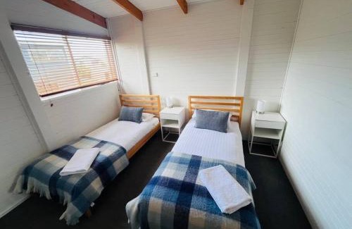 Coles Bay House | Wren Cottage