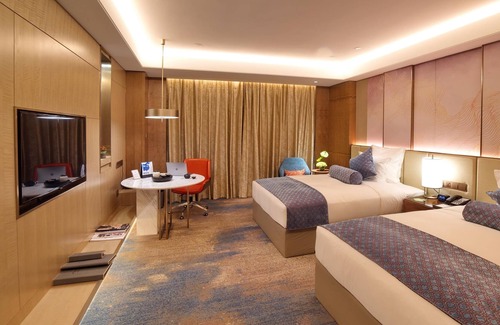 Yingzhou District Hotel | Wyndham Grand Plaza Royale Powerlong Fuyang