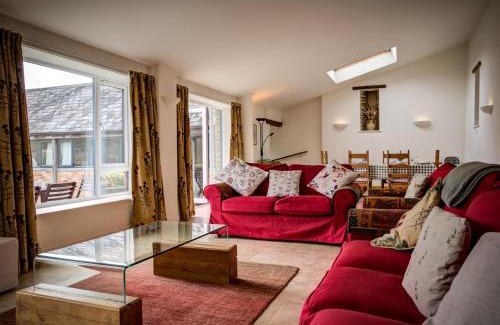 Whichford House | Wytons Piece