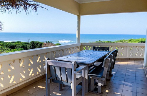 Xai-Xai Villa | Xai-Xai Beach Bliss: Your Private Coastal Retreat! Visit Mozambique.