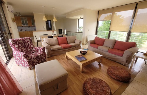 Zipari Villa | Xenos Villa 2 With 5 Bedrooms Private Swimming Pool, Near the sea