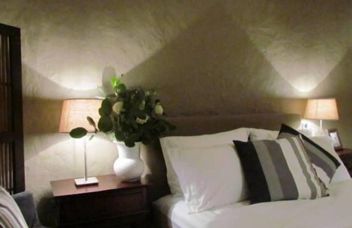 Clunes House | XII Stone Steps of Clunes