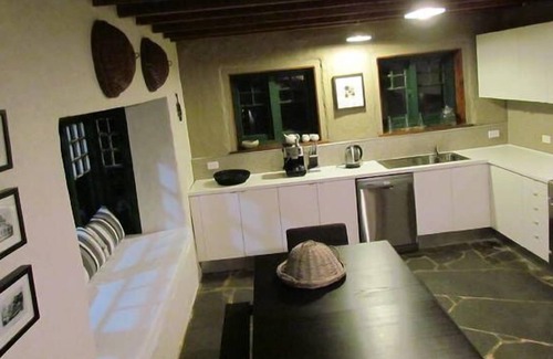 Clunes House | XII Stone Steps of Clunes