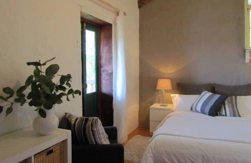 Clunes House | XII Stone Steps of Clunes