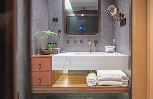 Wangfujing Shopping Area Hotel | XinXiangYaYuan Courtyard