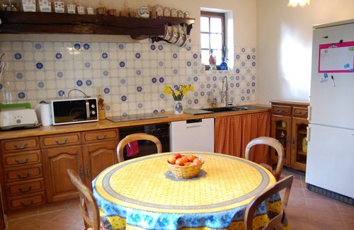 Maigne Other | XVIth century farmhouse 30 minutes from Le Mans and the race track.